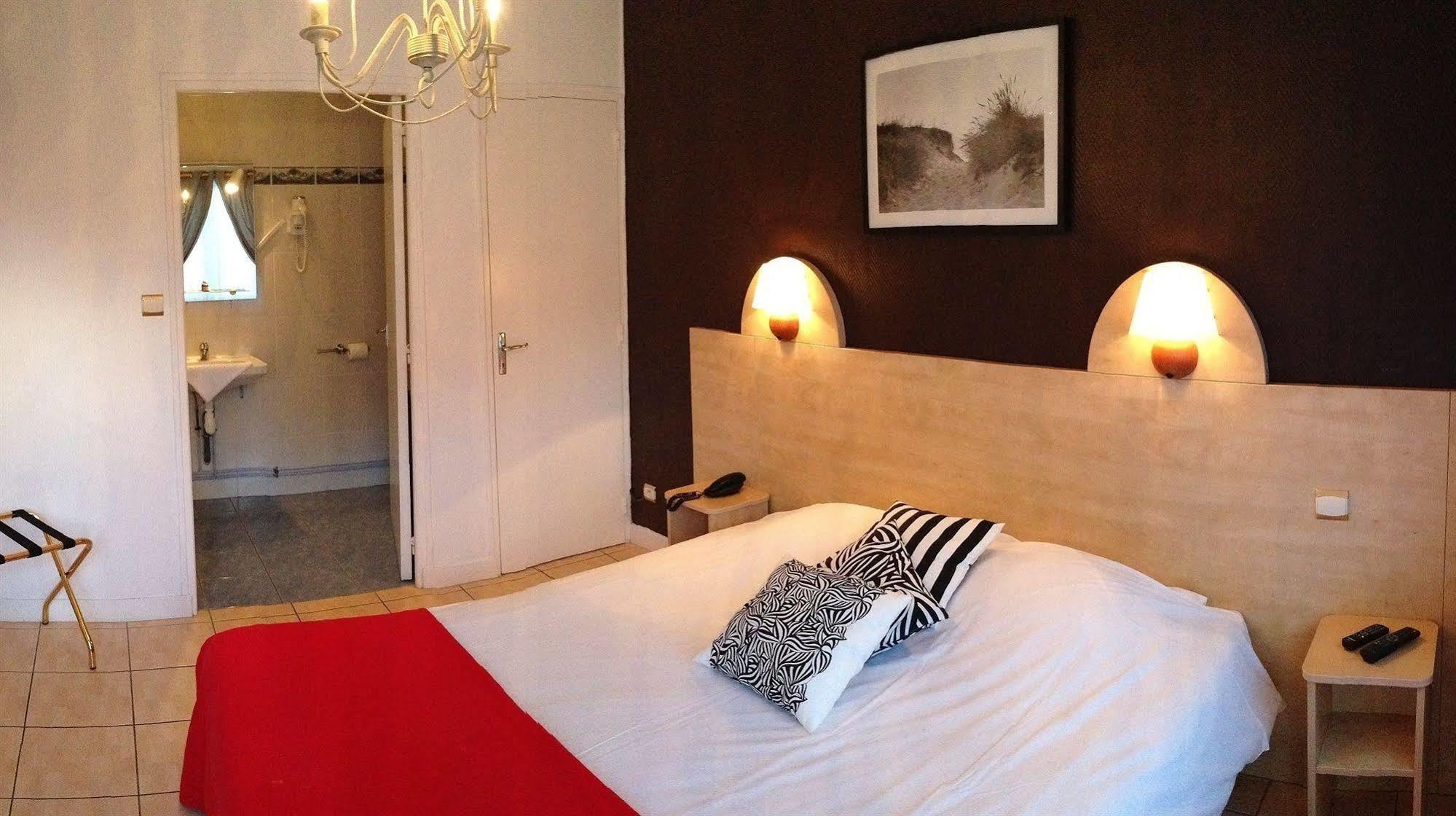 Hotel De Paris Barneville-Carteret Dış mekan fotoğraf
